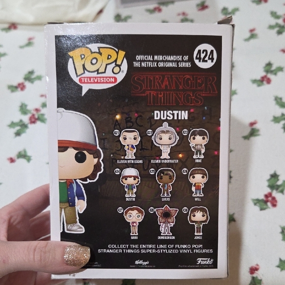 Funko Pop Stranger Things Dustin with Red Hat Barnes And Noble Exclusive - Picture 2 of 4